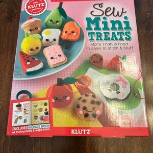 Klutz Sew Mini Treats